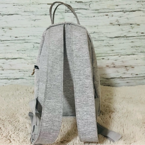 Herschel Nova Mini Backpack – Light Grey – Excellent Condition - Picture 4 of 5